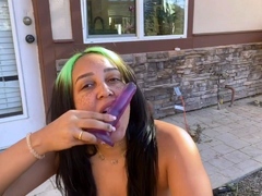 Amateur wild chick solo masturbation