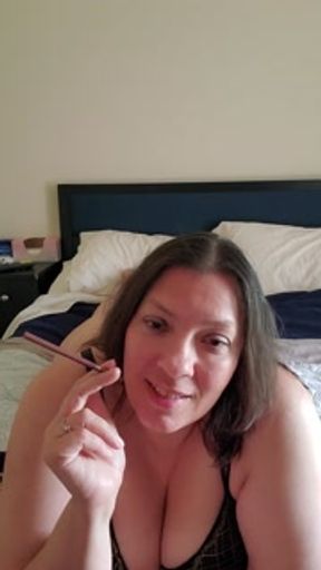 Smoking a More 120 in My Bra &amp; Thong