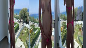 de l’exhibera au balcon