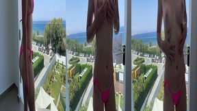 de l’exhibera au balcon