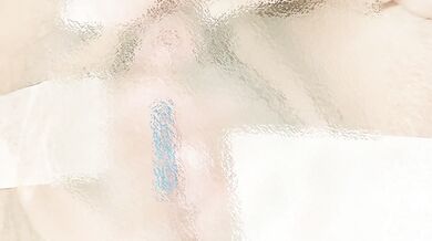 This time, the main focus is on pricking with a needle.Finally, we played with her clitoris with a sucking toy.