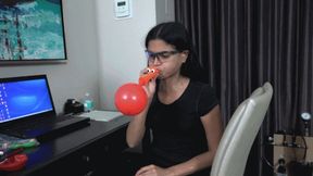 Yesenia Tests a New Balloon Inflation Aid (MP4 - 720p)