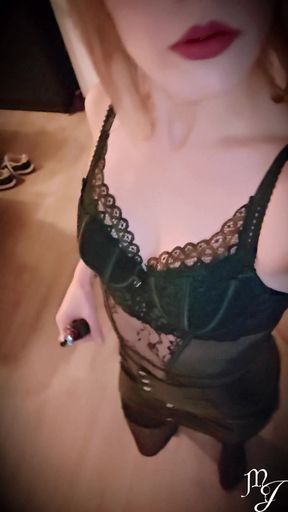 Body & Garter Belt: This View Will Drop You to Your Knees - Mistress Julia