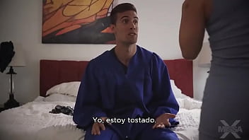 Spanish submissive gives pussy as graduation gift