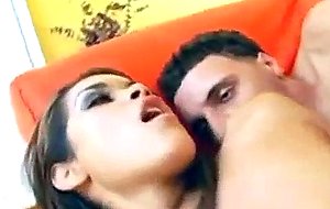 . daisy marie - honey sauce