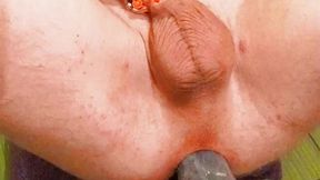 i got a healthy dildo in my broken prolapse and i cum without using my hands