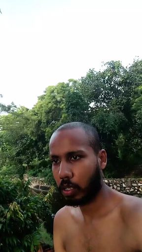 Alone in park ride horny and jerk off 💦