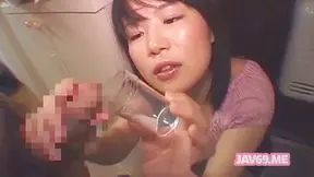 Sizzling Big-Titted Japanese Babe Delivers Mindblowing Blowjob