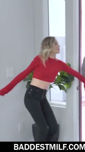 MILF Aiden Ashley Masturbates While Watching Jazmin Luv Fuck   Clip 2