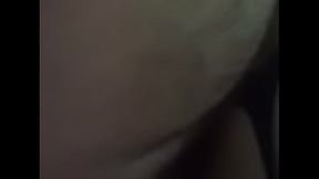 Cojiendonos un putito con un amigo