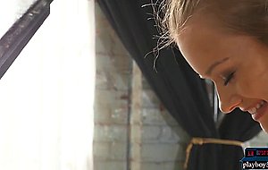 Sexy blonde MILF with an amazing body plays the piano