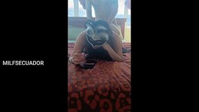 Mi hijastro me hace repetir los di&aacute_logos que veo en el anime mientras me da de perrito