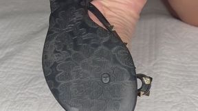 Post-Gym Sandal Tease: Heel Smacking & Dangling