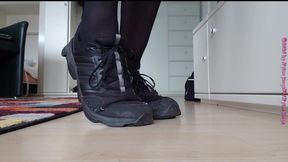 4 - Styling fun in the apartment on vacation 2019 ** foot fetish **