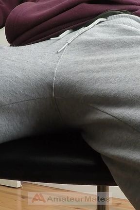 Amateur Boy Premature Cumming Hands Free