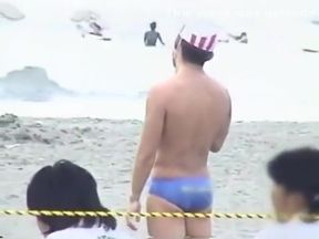 Sneak shot swimming sports men&amp;#039;s on the beach - MANIAC撮盗