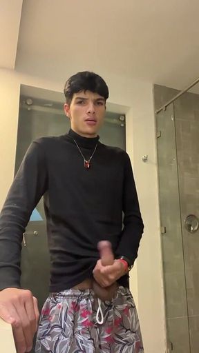 Andreszp Se Masturba En El Hotel Y Su Leche Lo Dice Todo