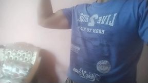 Mera mood hai aj lund chuswane ka..