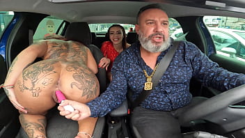 Young Luizza Saito gets her first creampie