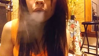 Sensual Vaping