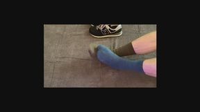 Foot Reveal – Shoes, Socks & Lotion with Pink Gloves