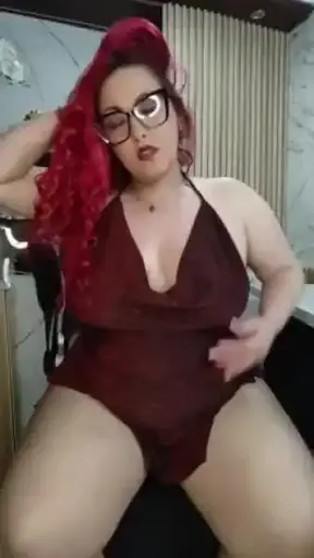 Fiery Latina MILF   Mature Redhead, Exotic Beauty, Voluptuous Figure & Irresistible Seductive Energy