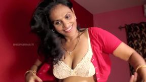 Amoral Indian MILF erotic movie