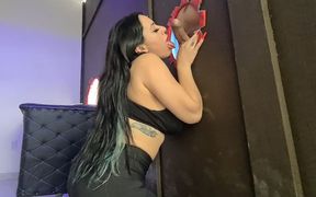 Beautiful big tits slut fuck without condom whit a stranger in glory hole