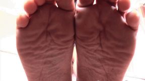 Weak Wallet For My Soles (1080p)
