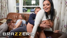 Busty babes Sofia Lee and Ivy Maddox in 4some hardcore stuff session