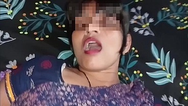 Indian desi girl close up hard fucking sex moment with step brother