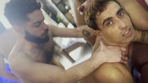 6 caras dotados fudendo o passivo