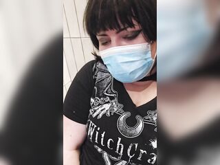 Punk teen rubs her cunt in a public bathroom????