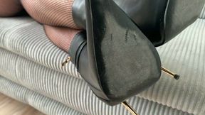 lick my divine boots 2