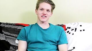 Blonde Twinks Raw Anal Threesome - Interview & Sex