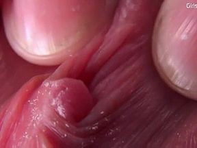 Waka Sakuma Shows You What She Has