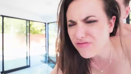 anal sex that makes her cum