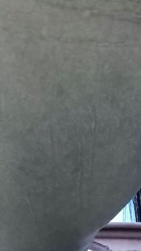CHAMBER IN THE OFFICE BATHROOM   Clip 1