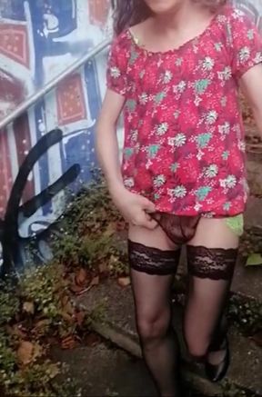 Slutty Bella Does A Hot Outdoors Strip And Cum
