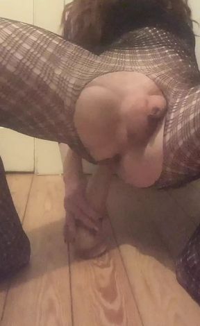 Cute sissy loves riding big dildo