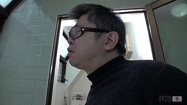 FETIS Too thick fetish scenes compression. Girls who immediately do blowjob after drinking piss! No.2 There is also their urination!(mix-27/FETIS.JP)