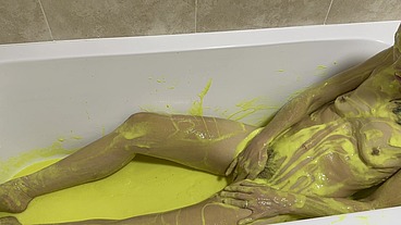 Gunge Orgasm in the Bath