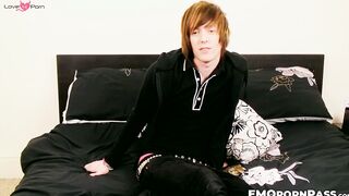 Redhead Sean Taylor having bonding session with his girthy dong