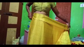 Ammu Showing Big Boobs and Changing the Saree