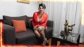 llega antes el cornudo y de apuro vuela el palomo , la puta lo deja pagando mal al marido