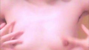 Japanese Amateur Enjoys a Relaxing Oil Massage – A Unique Solo Experience!