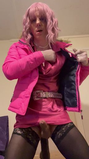 Jess Silk Rides Dildo