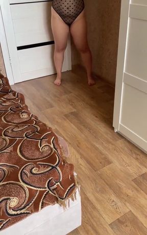 Step Sister Anna Asked Me to Film How She Poses, I Could Not Resist and Fucked Her