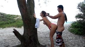 sexo na beira da praia de manha cedo apos caminhada joy cradozo - pernocas