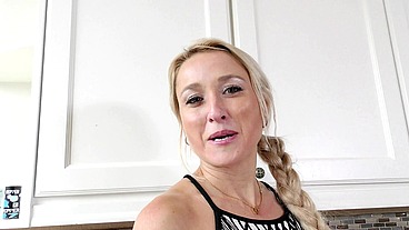 Misha Mynx Creampied in Reverse Cowgirl by Mike Hunt